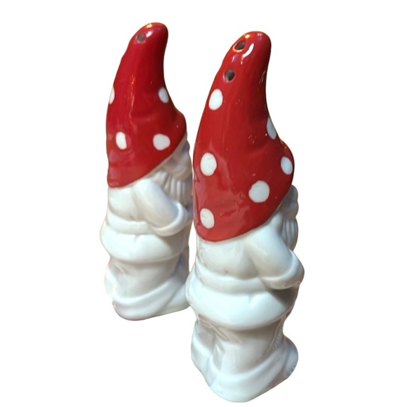 Red and White Garden Gnome -Salt and Pepper Shakers by Streamline Imagined 5” - Picture 5 of 6